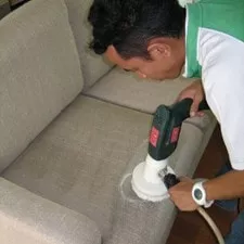 rengöring av soffa på bästa sättet